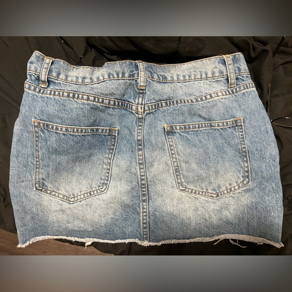 Jean skirt - Picture 3 of 3